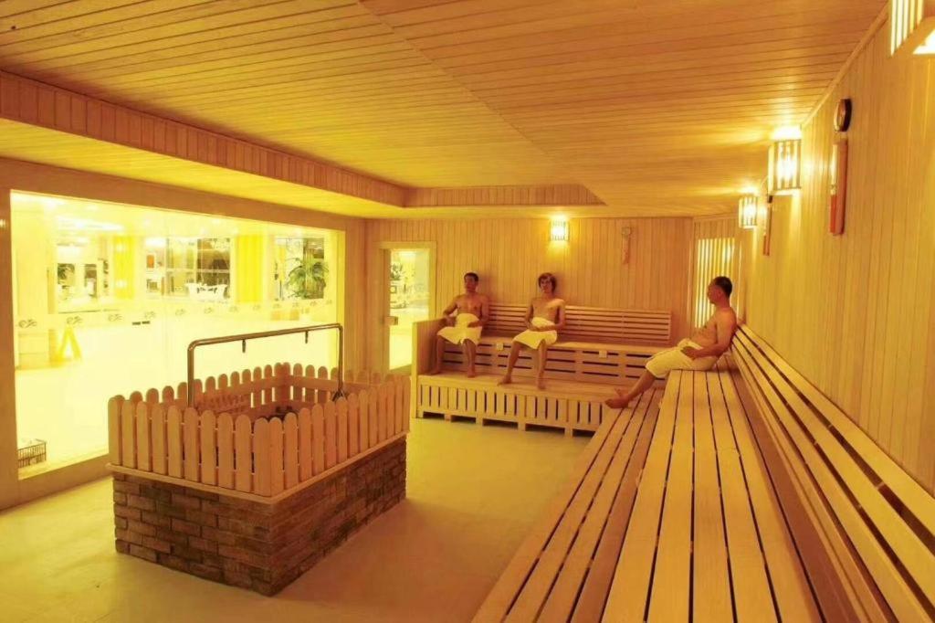 Cheermore Recreation Hotel Guangzhou Zhimao Yuan Ecological Spa Leisure Hotel Extérieur photo